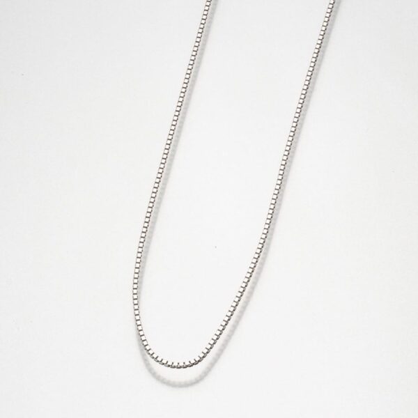 18 and 24" sterling silver box chains